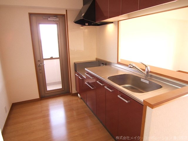 写真は同型タイプ サンライトキャッスル キッチン