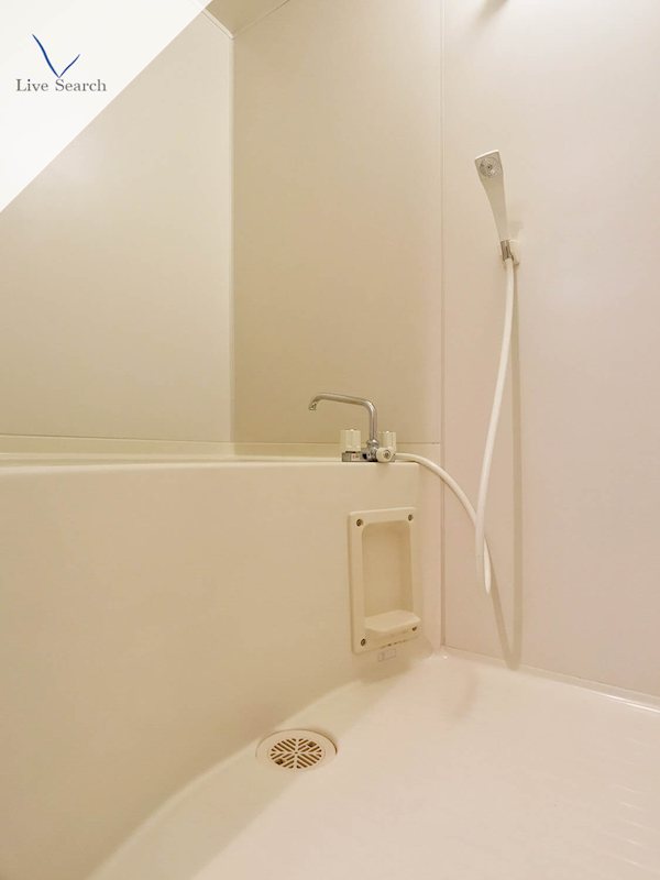 写真は同型タイプ クリスタルビル 風呂画像