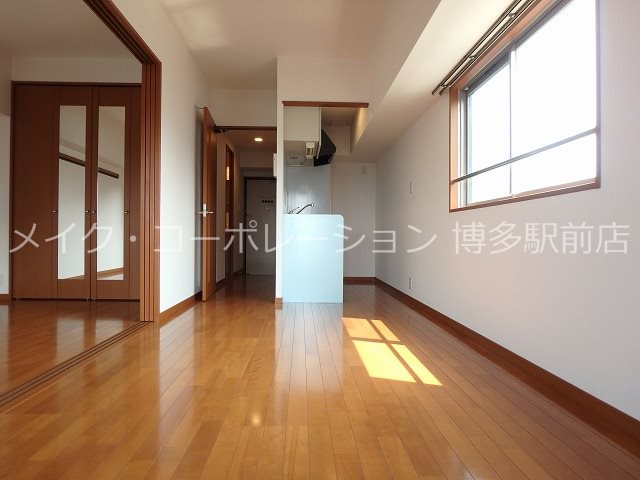 イルマーレ博多  リビング