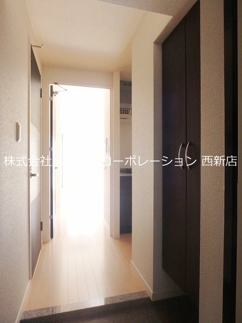 グランフォーレプライム西新 玄関