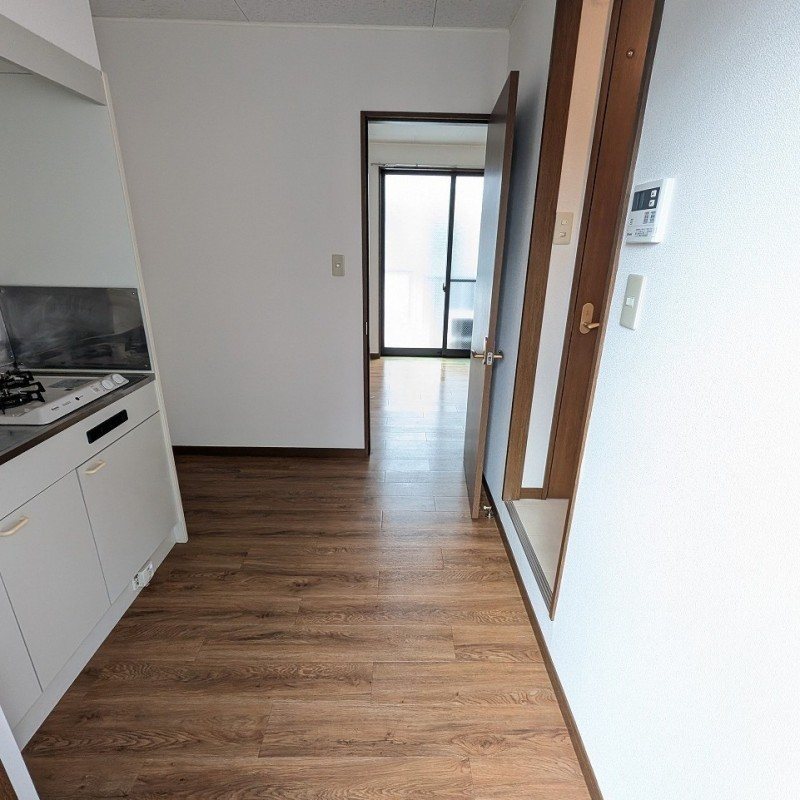 アムール・Rocou 玄関