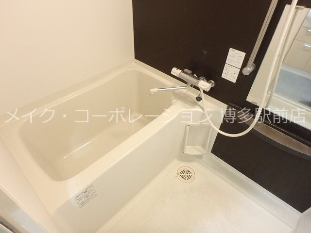 ロイヤルリバービュー  風呂画像