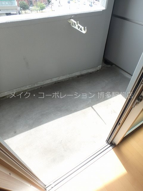 ロイヤルリバービュー  ベランダ