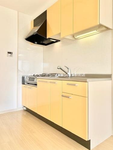 コンフォール博多駅南  キッチン