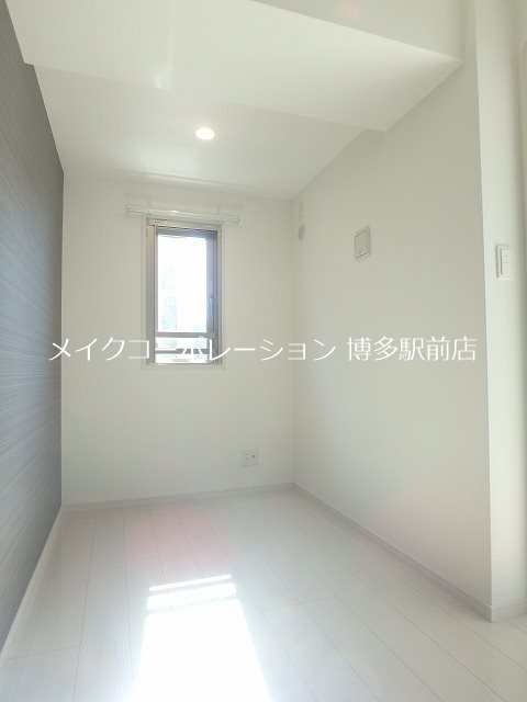 リヴァイン博多駅南 ベッドルーム