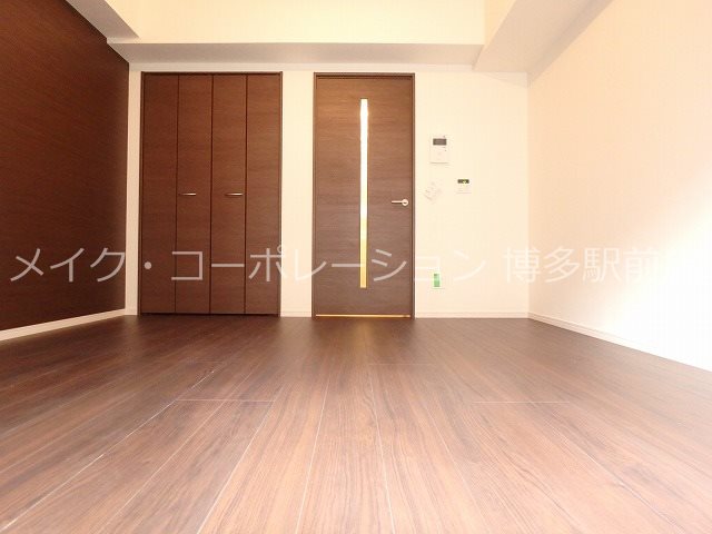 ラフレシーサ博多駅南Ⅳ リビング