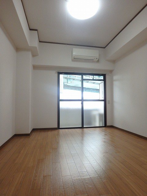 ノアーズアーク博多北 リビング