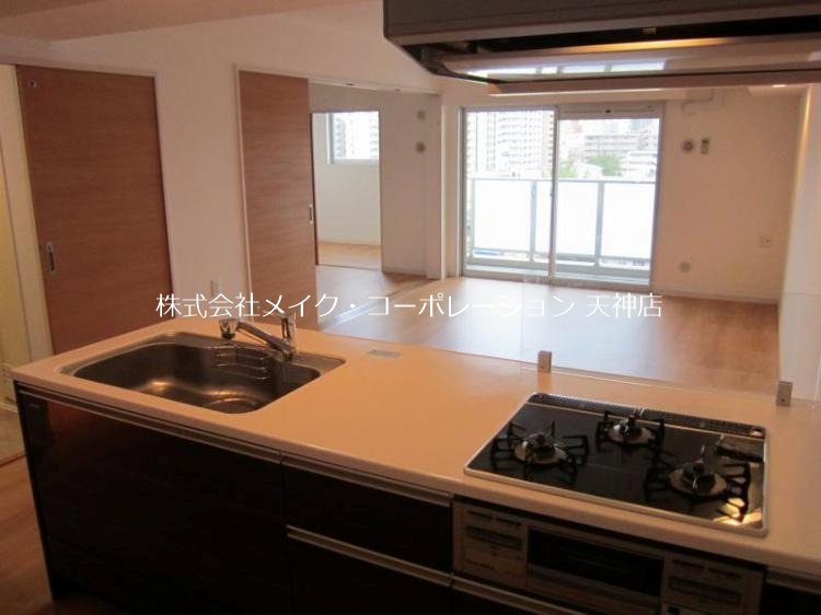 ライフ姪の浜 キッチン