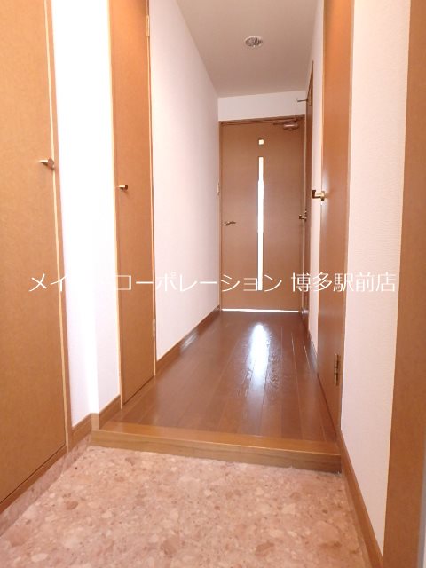 プティソール博多 玄関