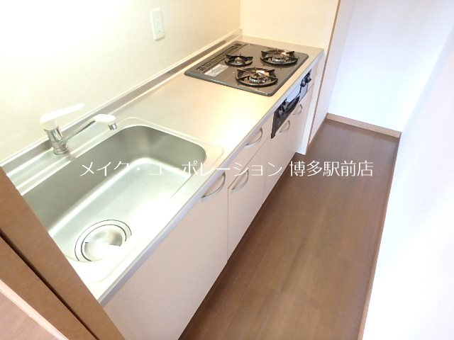 プティソール博多 キッチン