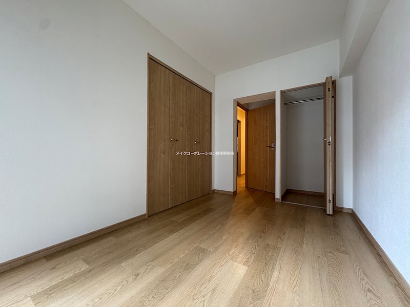 第6よしみビル ベッドルーム