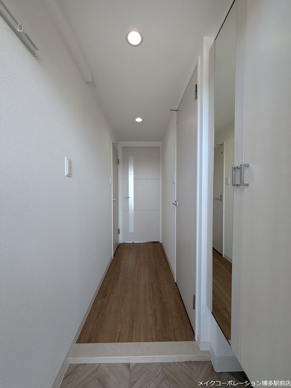 ニュークリエイト若久  玄関