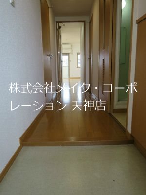 リファレンス箱崎 玄関