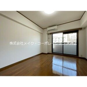 サンコーレ大宮 リビング