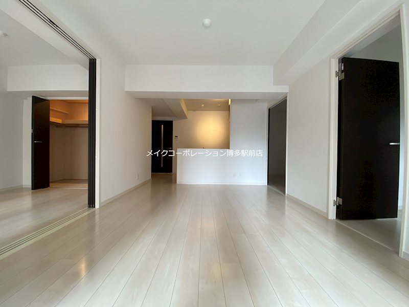 Prendre平尾駅前 リビング