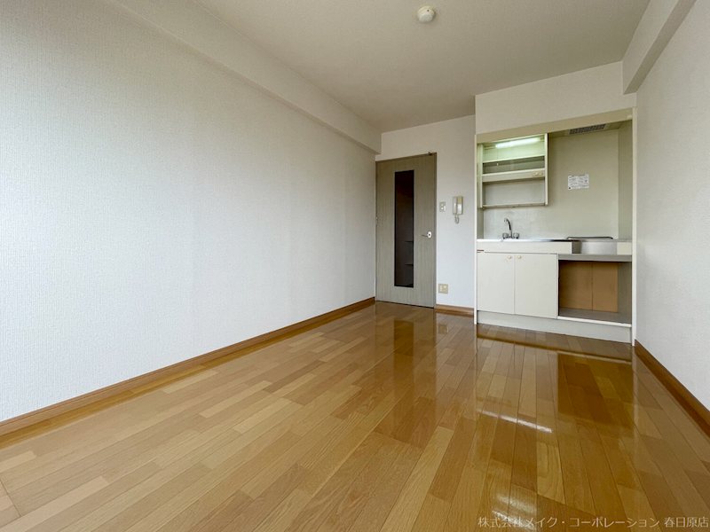 ＰＬＥＡＳＴ警弥郷 リビング