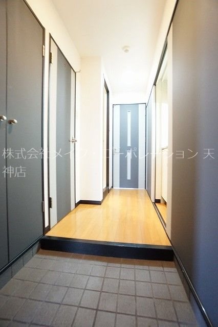 ピュアドームプログレッソ天神 玄関