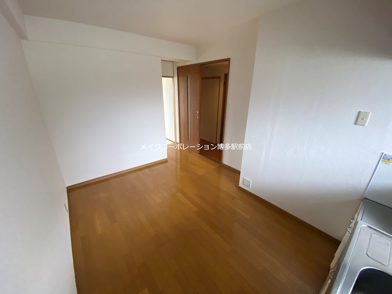 オヌキ新博多ビル リビング