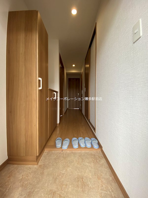 オヌキ新博多ビル 玄関