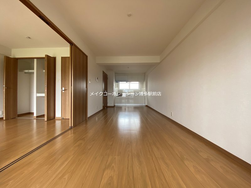 オヌキ新博多ビル リビング