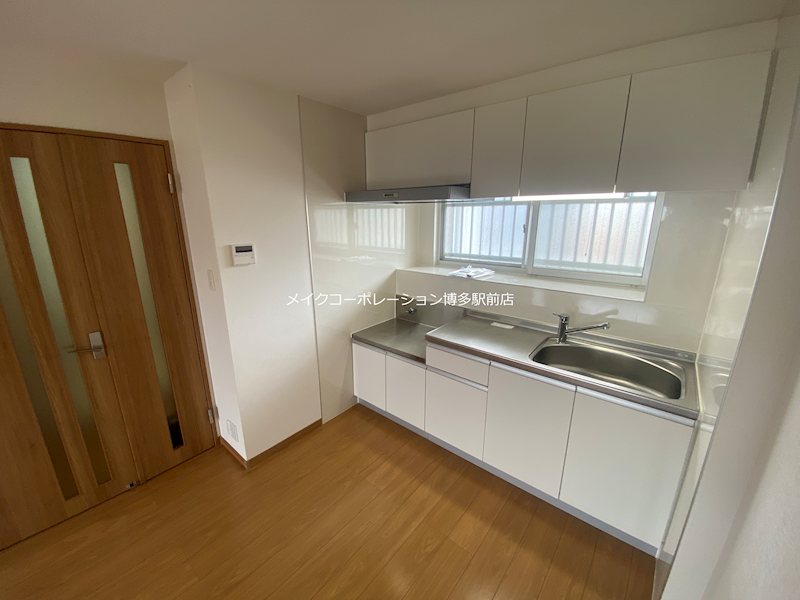 オヌキ新博多ビル キッチン