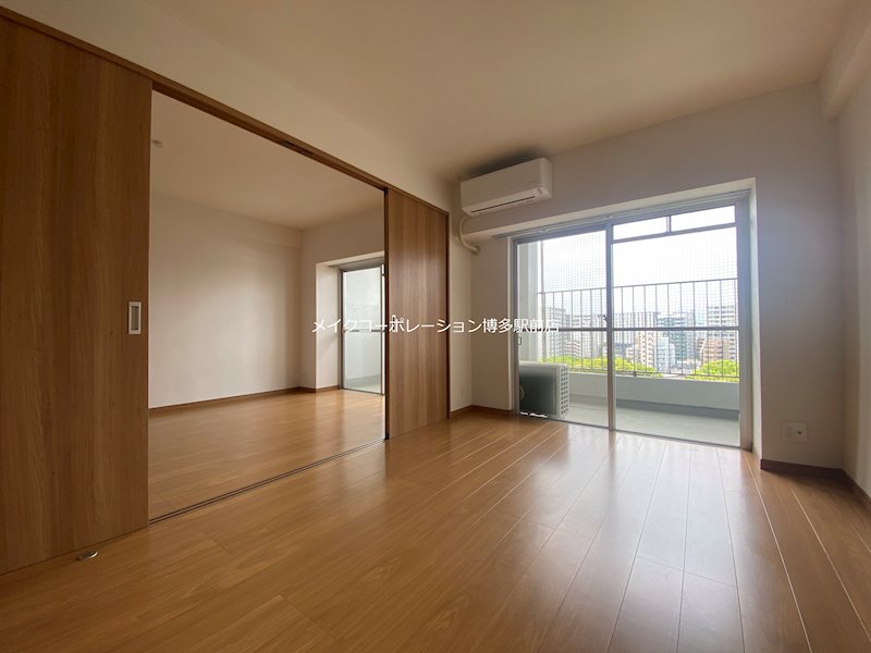 オヌキ新博多ビル ベッドルーム