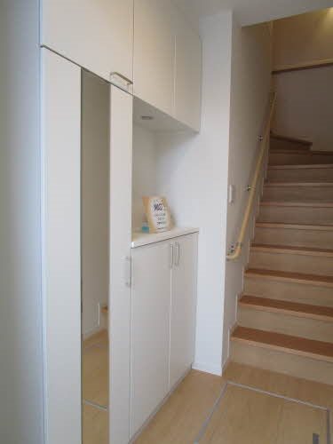 リヴィエール地行 玄関