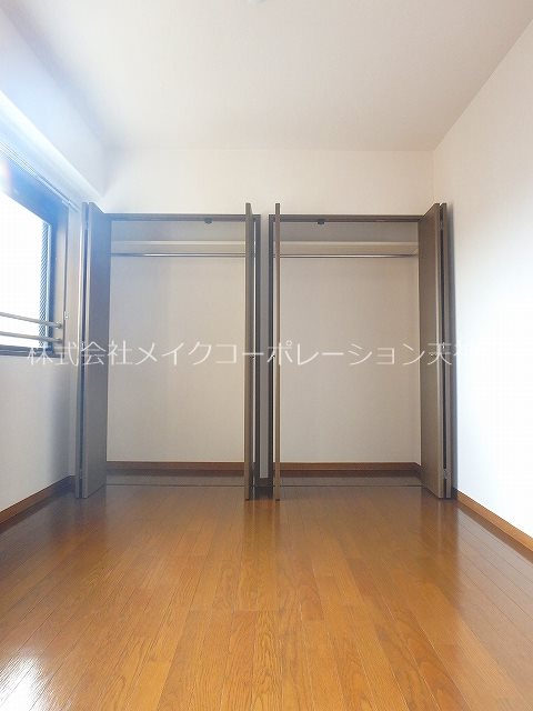 ハイライズ鳥飼 ベッドルーム