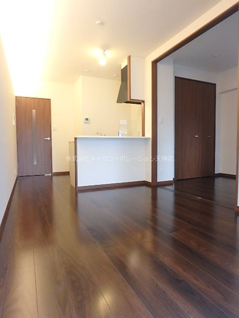 ニューラルーチェ（New La luce）    リビング