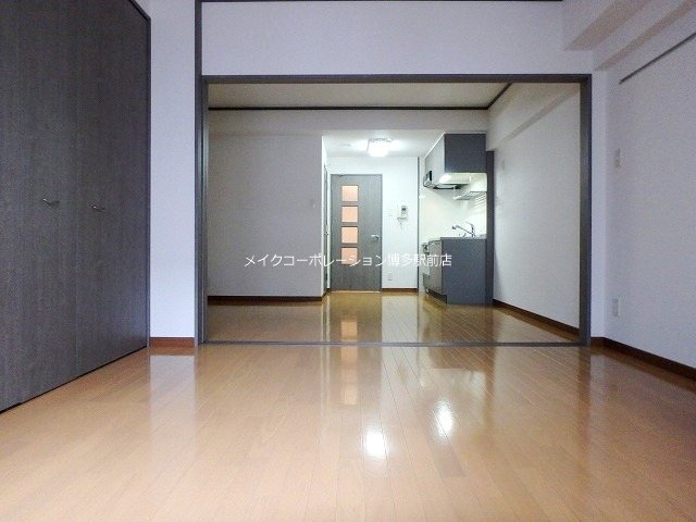 ロイヤル神屋 リビング