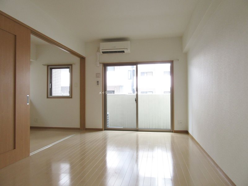 天神ブライトン リビング