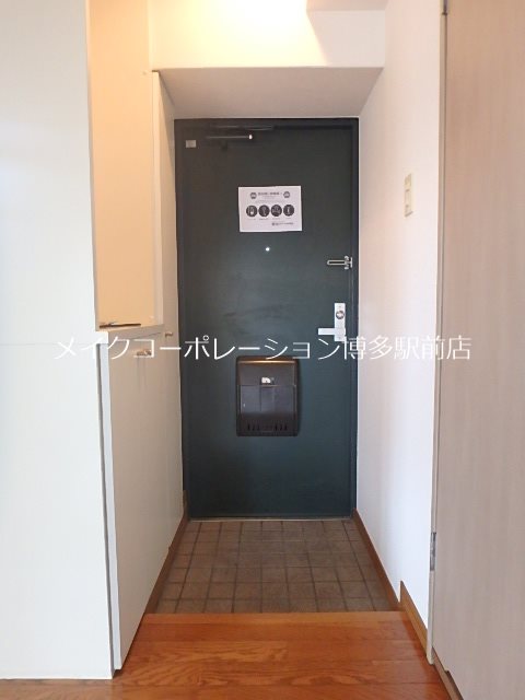 パシフィックモナーク 玄関