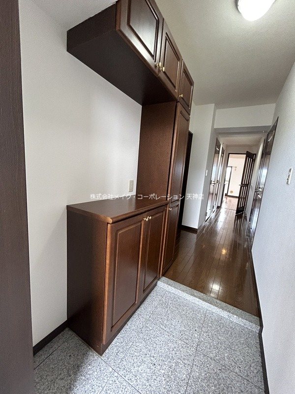 トーカンマンション六本松 玄関
