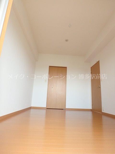 ロイヤルガーデン那珂 ベッドルーム