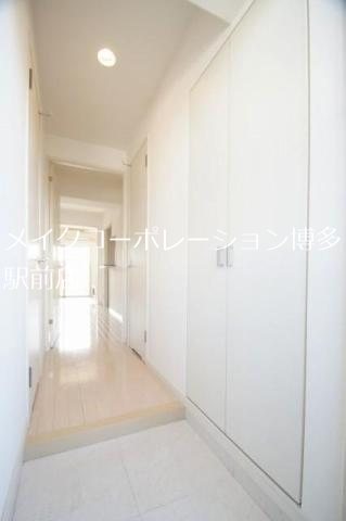 レキシントンスクエア白金 玄関