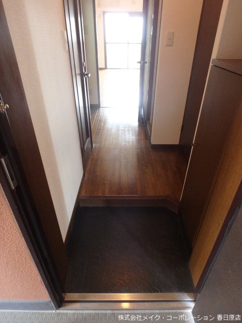 ロマネスク南博多 玄関