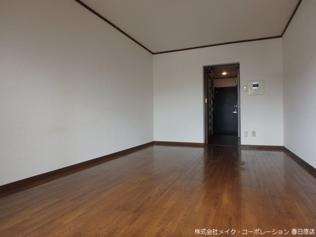 ロマネスク南博多 リビング