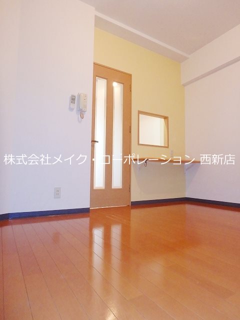 楠原ビル リビング