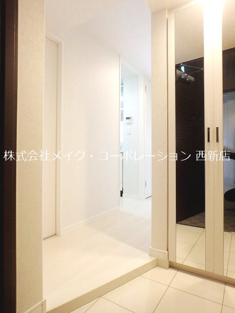 ネストピア西新～ネット無料～ 玄関