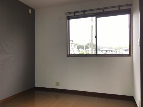 メゾンタカタA棟 ベッドルーム