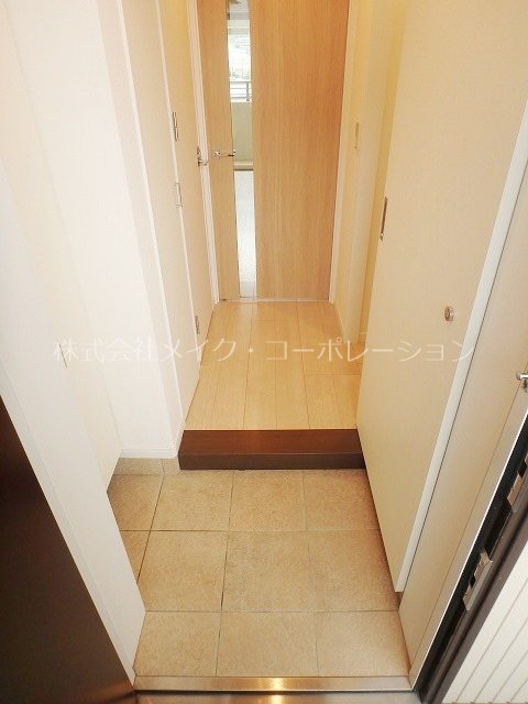 伊都久賀ビル 玄関