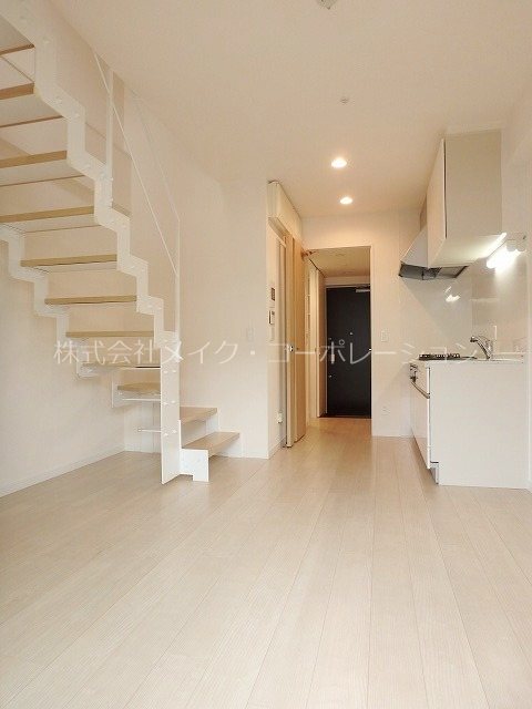 伊都久賀ビル リビング