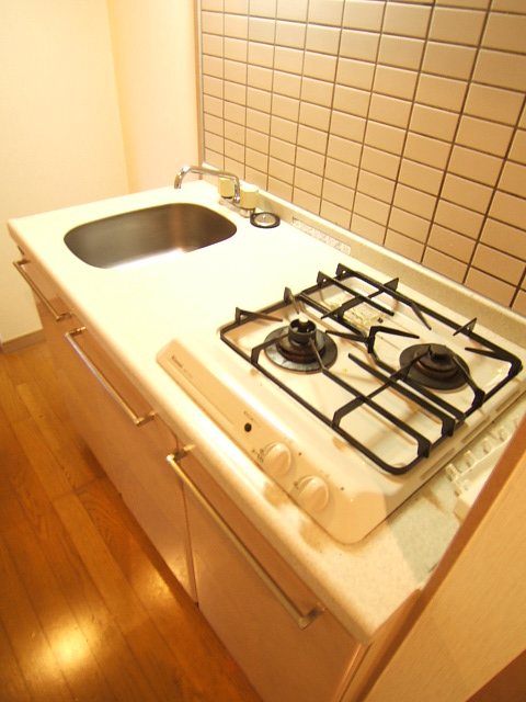 写真は102号 アスティオン平尾 キッチン