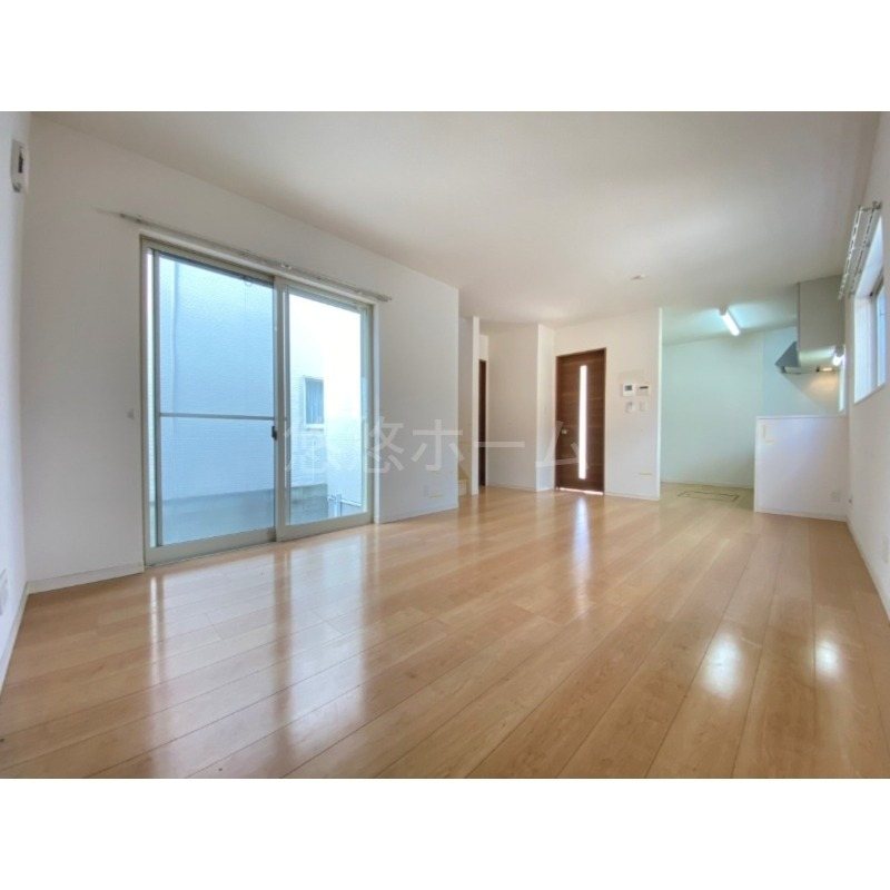 ベルメゾン姪の浜 リビング