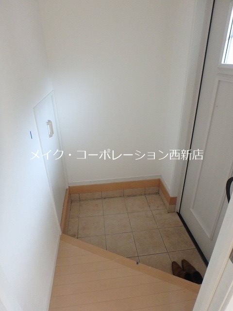 メープルフォレスト 玄関