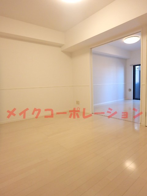 レジディア薬院大通 リビング