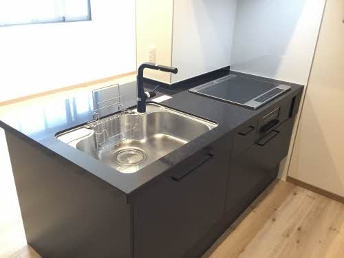 Le日赤前 キッチン