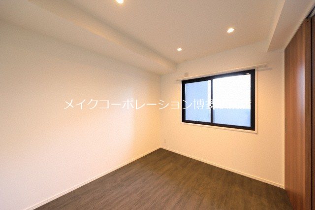 RE BLDG ベッドルーム