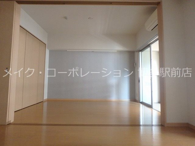 モン・ルポ博多駅東 ベッドルーム