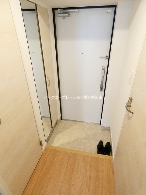 Liaison博多駅東 玄関